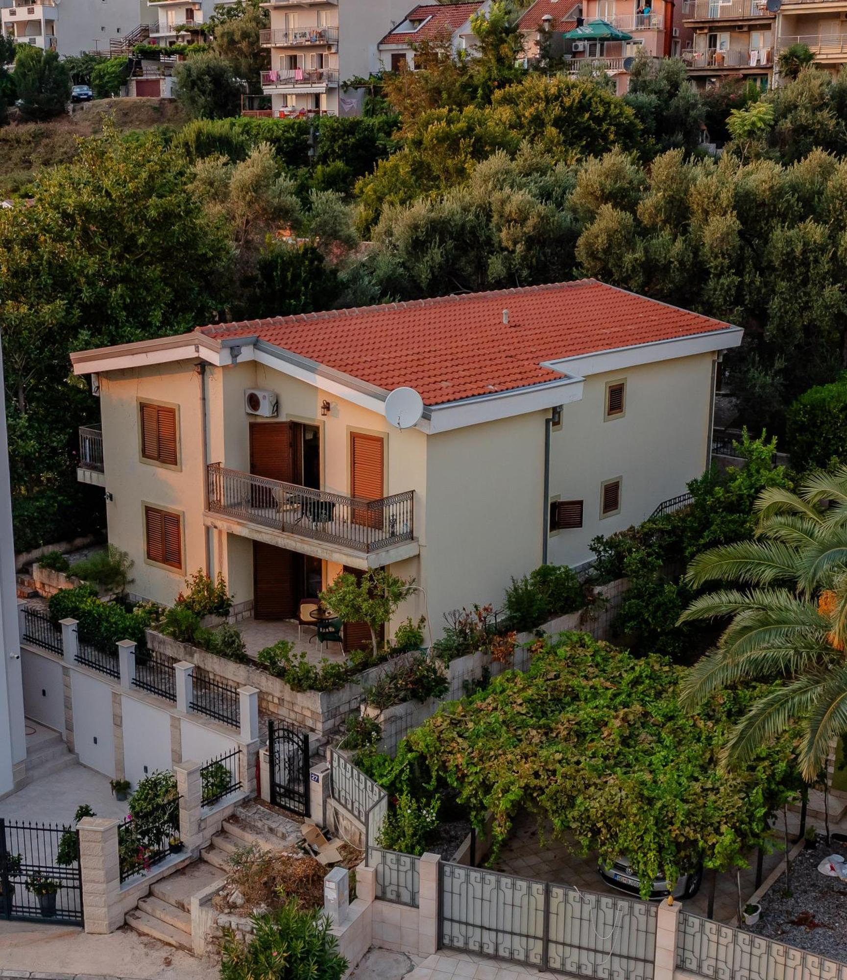 Botanicus Guest house